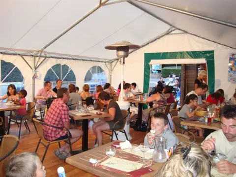 Camping Le Domaine Du Marais - Auvergne
