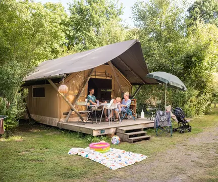 Camping Huttopia Baie du Mont St Michel
