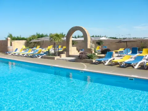 Camping Les Jonquilles