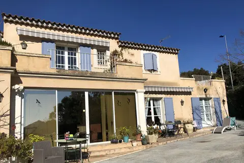 Agay Soleil