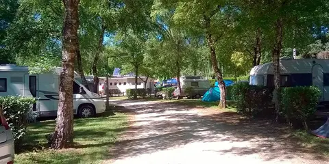 Camping les Bords de Lyonne