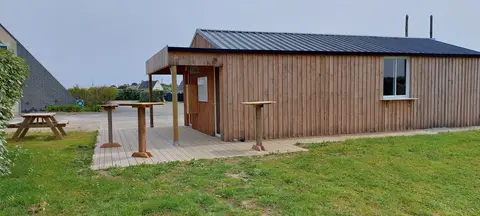 Aire de Camping-Car Plage de Meneham Finistère nord