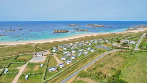 Aire de Camping-Car Plage de Meneham Finistère nord