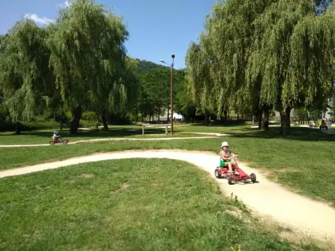 Camping des Gorges de la Loire