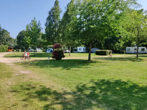 Camping de l'Île de la Claise