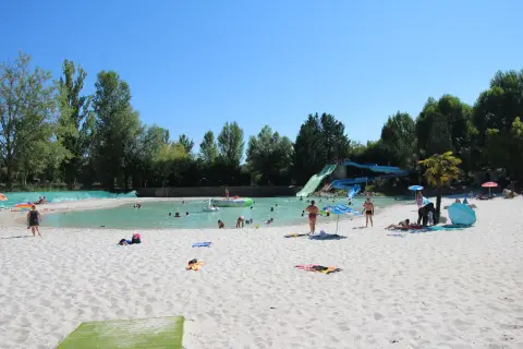 Le Plan d'Eau Saint-Charles