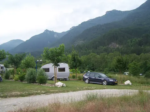 Le Domaine du Mûrier Aire Naturelle