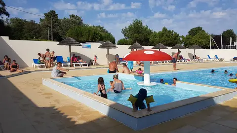 Le Lagon Bleu