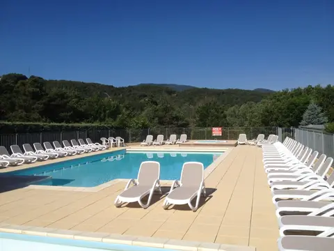 Le Serre Du Lac