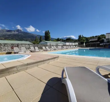 Le Serre Du Lac