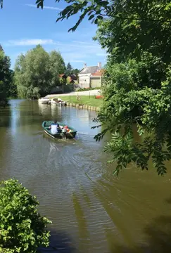 Camping La Roseraire