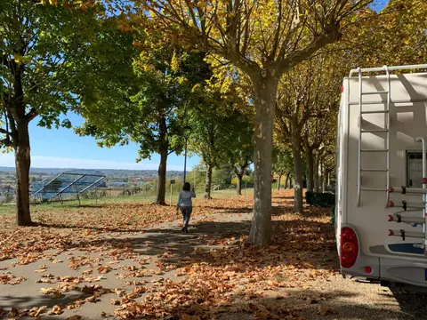 aire de services camping-cars le belvedere des pyrenees