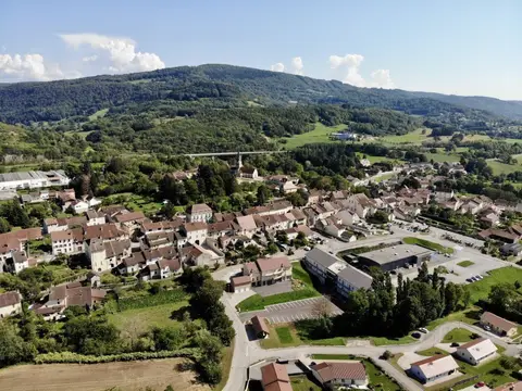Aire de camping-cars Cousance