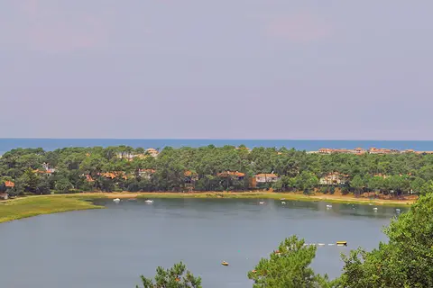 La Maïade