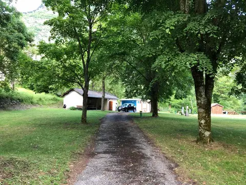 Camping Les Vignaux