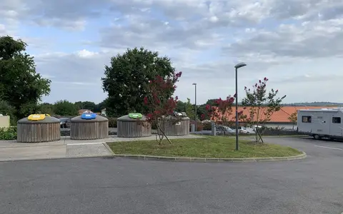Aire de Camping-Car Cambo les Bains