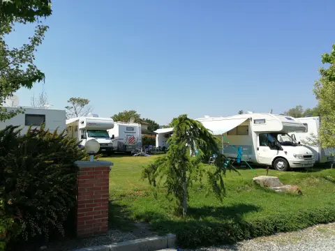 Area sosta camper Nautica Tarello