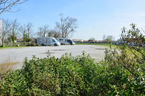 Parking de la Clairière, Notre Dame