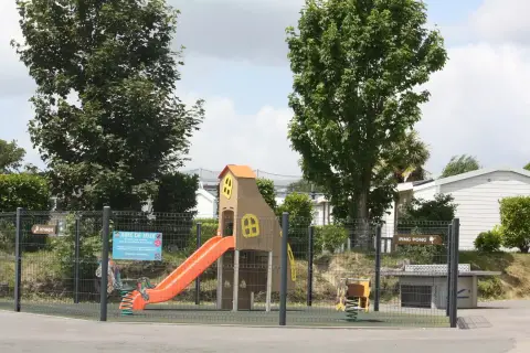 Camping La Roche Percée