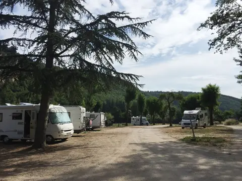 Aire de camping-car des Berges du Lot
