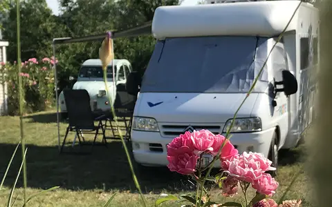 Flower Camping Saint Amand