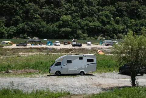 Camping la Rouvière