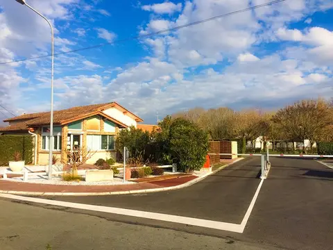 Camping municipal de Braud et Saint-Louis
