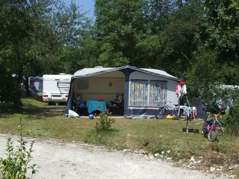 Camping La Peyrugue