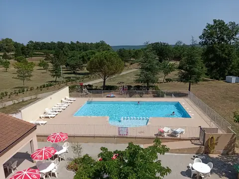 Camping la Rouvière les Pins