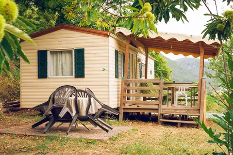 Camping Les Châtaigniers
