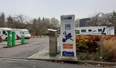 Aire camping-car Park d'Evreux