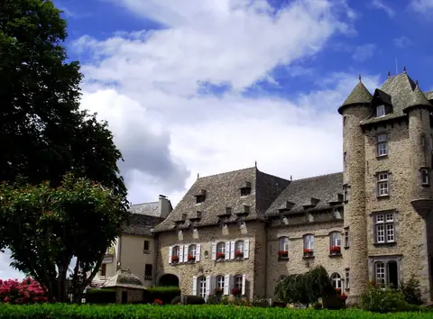 Aire pour camping-cars de Montsalvy