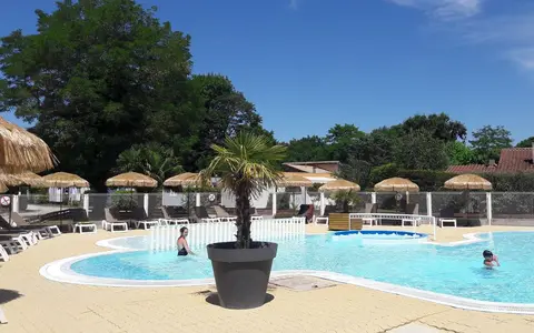 Camping Les Pins