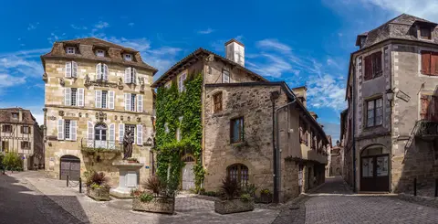 Les Nauves