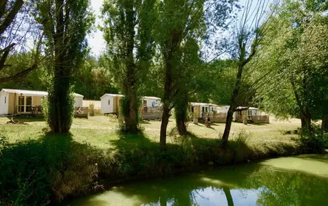 Domaine du Lac de Néguenou