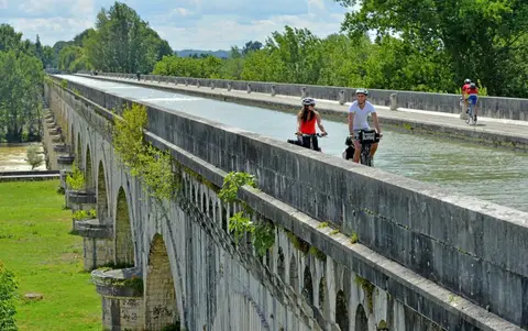 Domaine du Lac de Néguenou