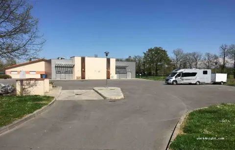 Aire de Stationnement Camping-Car de Lavaur