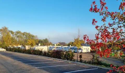 Aire Camping-cars Sainte-Suzanne