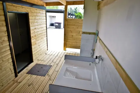 Camping Le Fil de l'Eau