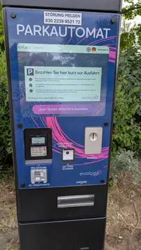 Wohnmobilstellplatz am Singliser See