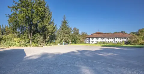 Wohnmobilstellplatz am Hallenbad Balve