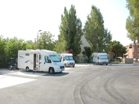 Istres Aire de stationnement pour campings-cars