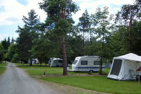 Camping du château de Chigy