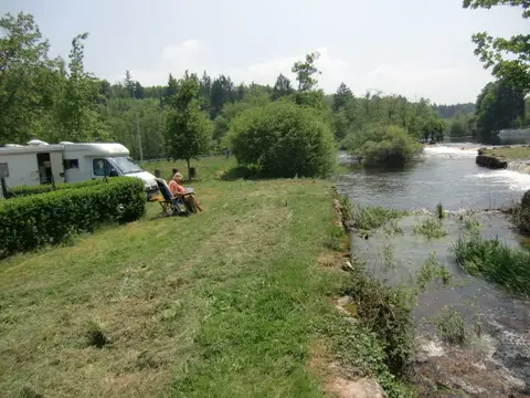 Aire de camping-car municipale de Saint-Priest-Taurion