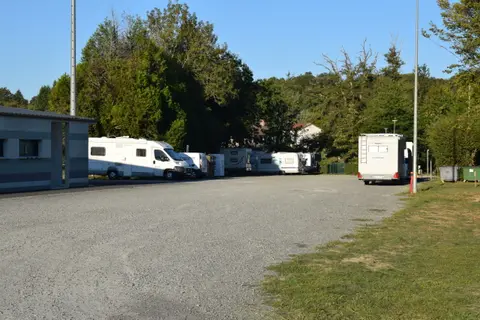 Aire de camping-car municipale de Saint-Priest-Taurion