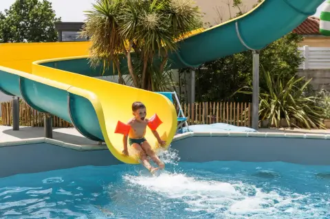 Camping Ushuaïa Villages Le Parc De La Grève