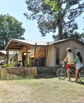 Camping Ushuaïa Villages Le Parc De La Grève