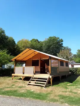Camping Le Bois Fleuri