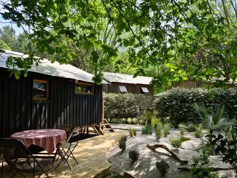 CAMPING aux Couleurs du Ferret