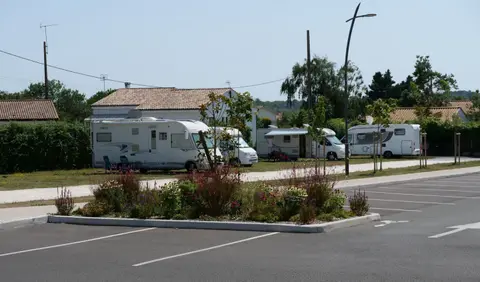 Aire Longeville-sur-Mer, Longeville Centre
